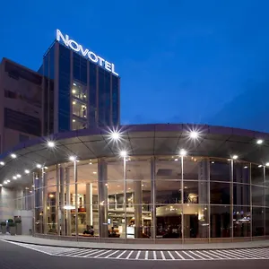 **** Szálloda Novotel Airport Lengyelország